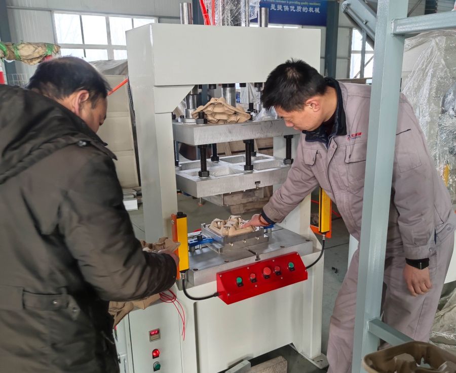 蛋托機(jī)、蛋托生產(chǎn)線(xiàn)、雞蛋托盤(pán)機(jī)，請(qǐng)致電宏潤(rùn)包裝