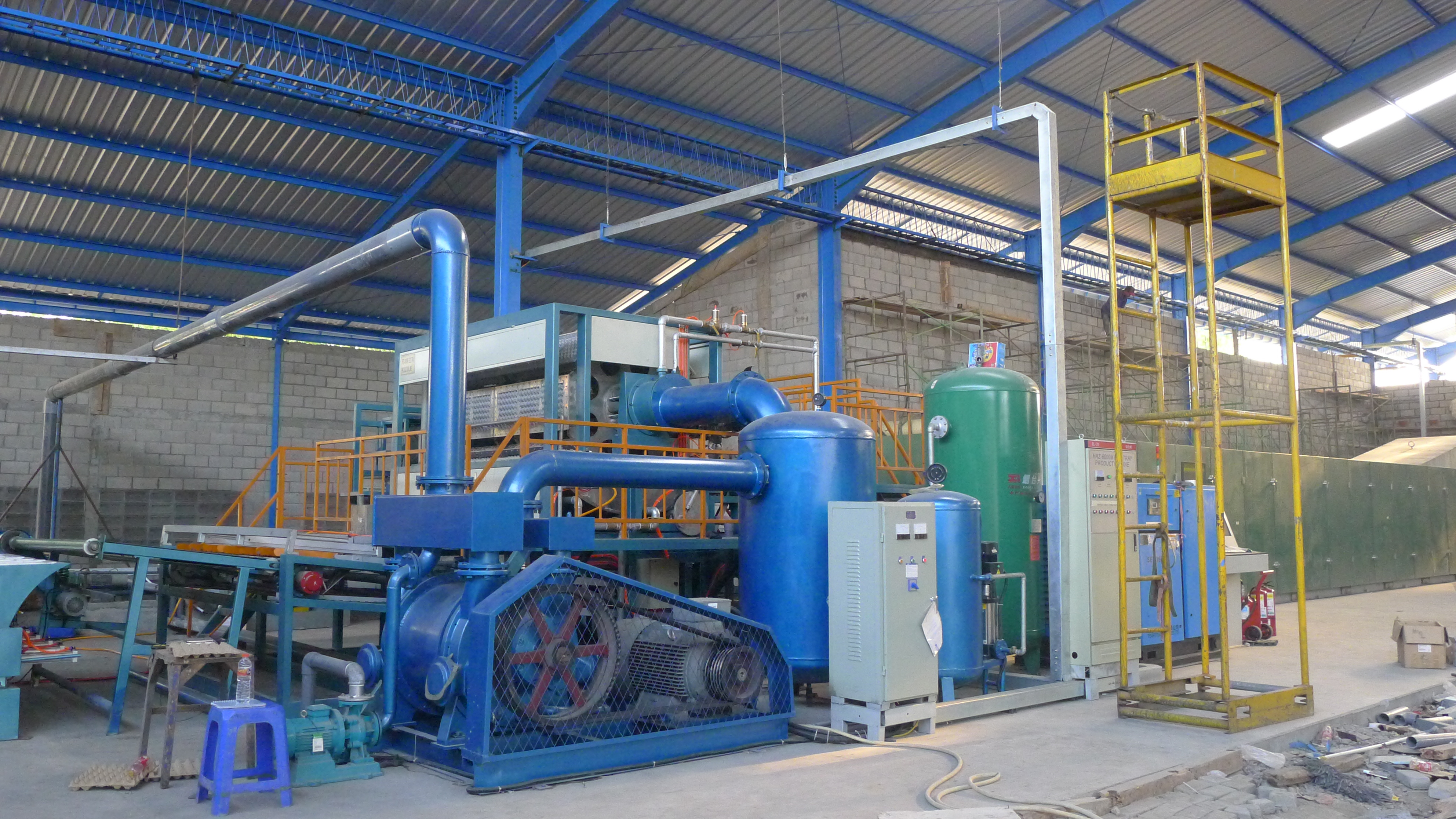 蛋托機(jī)、蛋托生產(chǎn)線(xiàn)、雞蛋托盤(pán)機(jī)，請(qǐng)致電宏潤(rùn)包裝